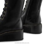 ⁦إسفين صندوق إسفين الدانتيل يصل 8840R298 أسود نحيف Russell And Bromley⁩ - الصورة ⁦3⁩