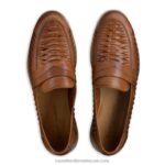 ⁦الجزء العلوي من التفاصيل نسج متعطل 8840R577 بني رجال Russell And Bromley⁩ - الصورة ⁦3⁩