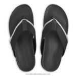 ⁦القوات المسلحة البوروندية صندل آخر اصبع القدم 8840R513 أسود رجال Russell And Bromley⁩ - الصورة ⁦3⁩
