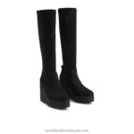 ⁦ايفرست هاي درايلكس: حذاء طويل من جلد الغزال 8840R347 أسود نحيف Russell And Bromley⁩ - الصورة ⁦2⁩