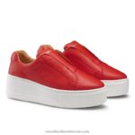 ⁦توقف عن حذاء رياضي بدون أربطة 8840R23 أحمر نحيف Russell And Bromley⁩ - الصورة ⁦2⁩