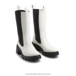 ⁦جولة اصبع القدم جولة التمهيد مكتنزة 8840R305 أبيض نحيف Russell And Bromley⁩ - الصورة ⁦2⁩