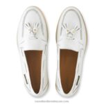 ⁦حذاء ترفيهي شرابة من الرمال الرملية 8840R218 أبيض نحيف Russell And Bromley⁩ - الصورة ⁦3⁩