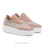 ⁦حذاء رياضي مزين بدون أربطة 8840R51 لون القرنفل نحيف Russell And Bromley⁩ - الصورة ⁦2⁩