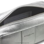 ⁦روبن حقيبة كاميرا رياضية بحزام 8840R708 معدنيRussell And Bromley⁩ - الصورة ⁦4⁩