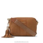 روبن حقيبة كاميرا رياضية بحزام 8840R712 تانRussell And Bromley