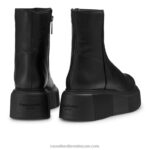 ⁦صعب التمهيد مضلع الحب الوحيد 8840R269 أسود نحيف Russell And Bromley⁩ - الصورة ⁦4⁩