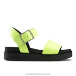 صندل بوسطن رياضي فلاتفورم 8840R388 أصفر نحيف Russell And Bromley