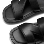 ⁦صندل zeus الانزلاق 8840R522 أسود رجال Russell And Bromley⁩ - الصورة ⁦4⁩
