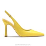 على مضخة نقطة slingback نقطة 8840R189 أصفر نحيف Russell And Bromley