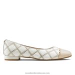 مضخة باليه boulevard2 8840R250 أبيض نحيف Russell And Bromley