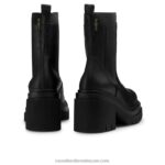 ⁦منصة مزدوجة منصة التمهيد كامدن 8840R285 أسود نحيف Russell And Bromley⁩ - الصورة ⁦4⁩
