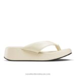 hoxton اصبع القدم صندل flatform 8840R412 عاج نحيف Russell And Bromley