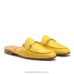 ⁦Loafermule عارية الذراعين متعطل 8840R238 أصفر نحيف Russell And Bromley⁩ - الصورة ⁦2⁩
